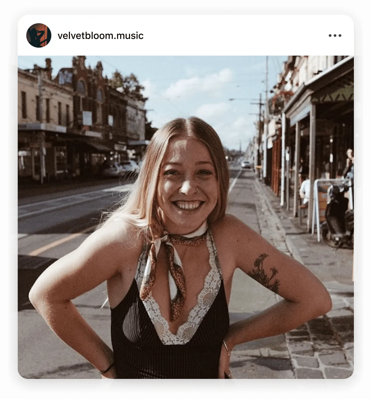 Instagram post by @velvetbloom.music band photo